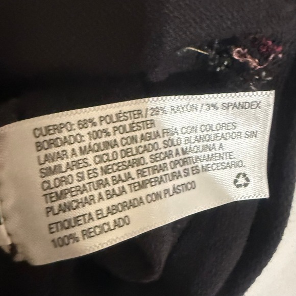 Knox Rose Women Embroidered Floral Crewneck Sweatshirt Black Small Boho Pullover - Picture 12 of 12